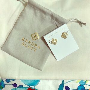 Kendra Scott earrings